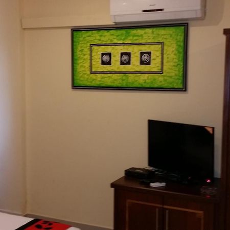 Grand 7 Hotel Thalawathugoda Talawatugoda الغرفة الصورة
